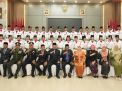 Bupati Anwar Sadat Kukuhkan 45 Anggota Paskibraka Tanjab Barat 2026: Siap Kibarkan Merah Putih