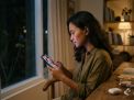Dilema 'Doomscrolling': Mengapa Kita Susah Berhenti Menonton Video Pendek dan Bagaimana Cara Merebut Kembali Fokus Kita?