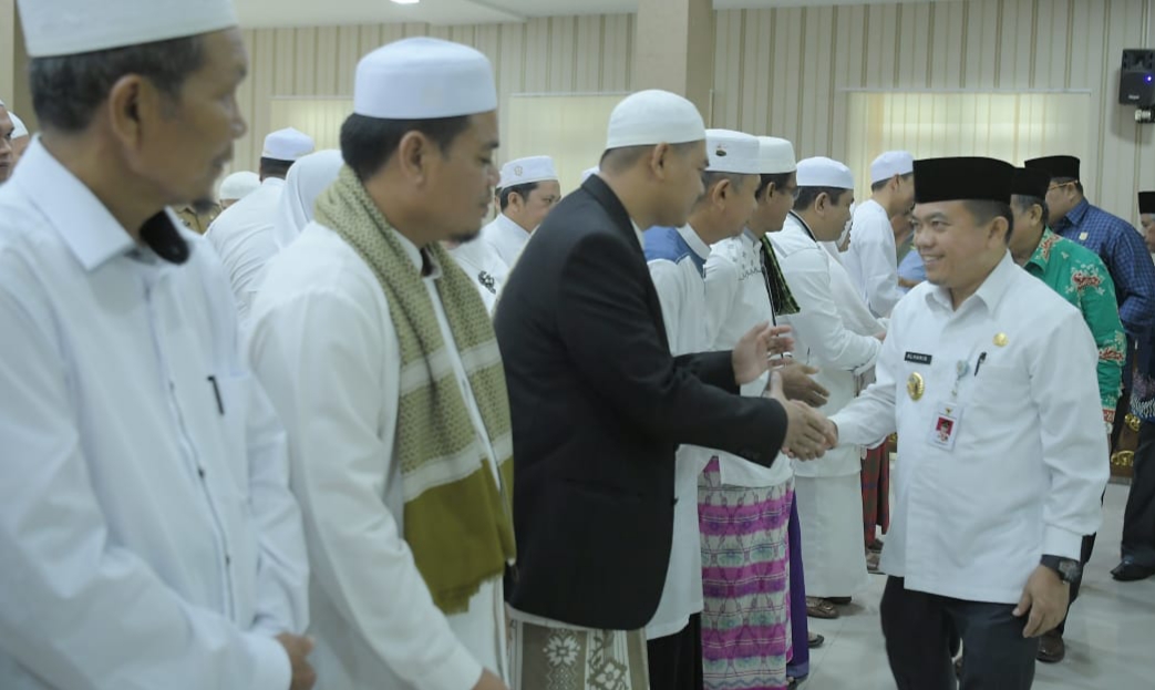 Bupati Merangin, Al Haris saat menghadiri pengukuhan pengu4us MUI Merangin