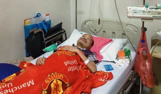 Kosasi saat menjalani perawatan RS Cipto Mangunkusumo, Jakarta