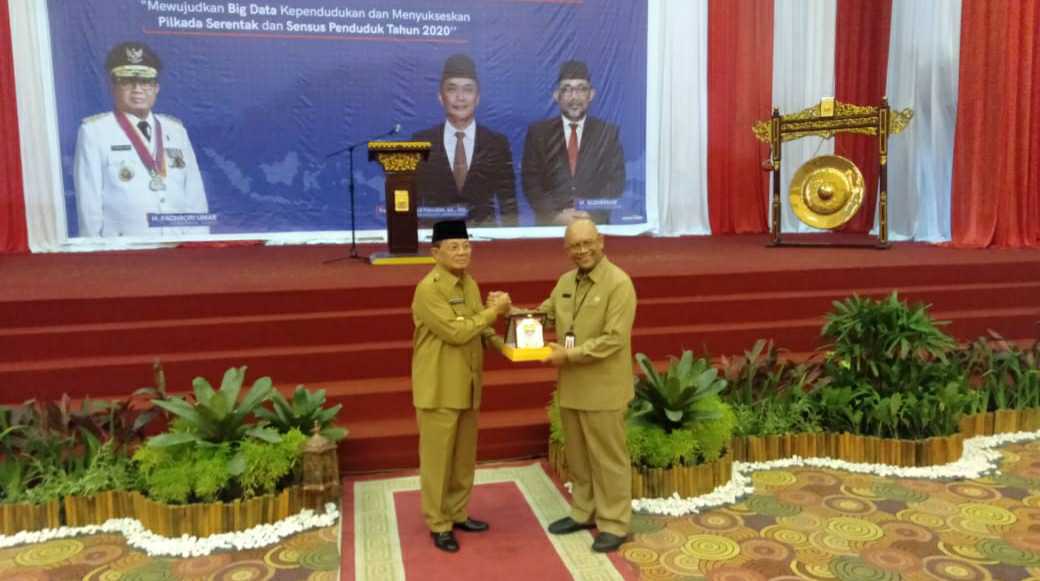 Gubernur Jambi Fachrori Umar