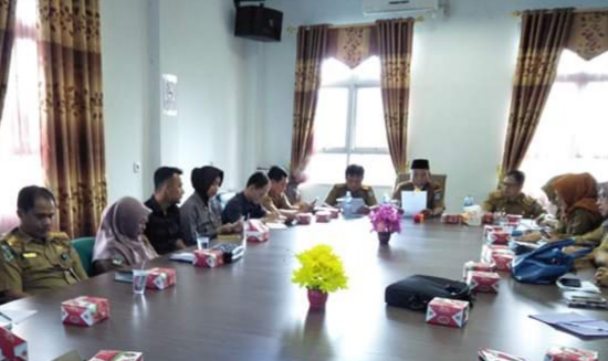 Wabup Mashuri saat hadiri Rapat Kordinasi P2TP2A Merangin