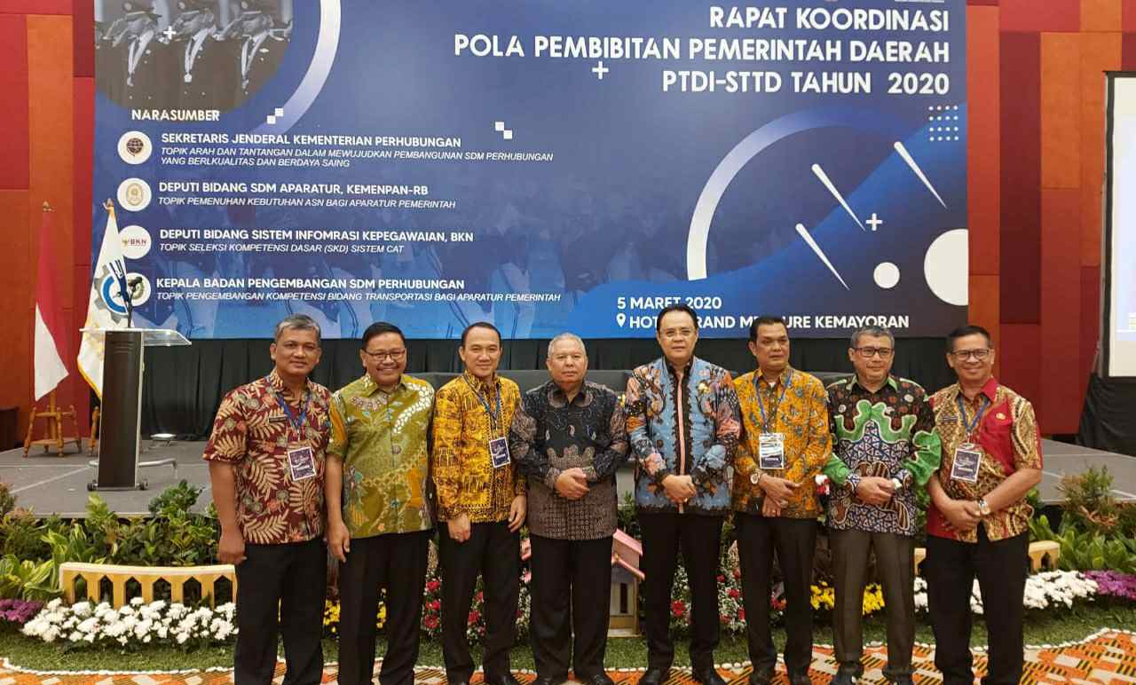 Bupati Safrial saat hadiri Rakor PTDI-STTD
