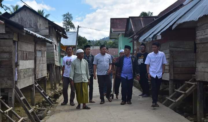 Anggota DPR RI Dapil Jambi, Sofyan Ali saat berkunjung ke Ponpes Nurul Yaqin, Merangin