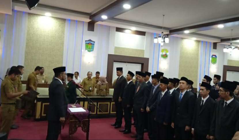 Proses pelantikan 45 pejabat fungsional ruang lingkup Pemprov Jambi