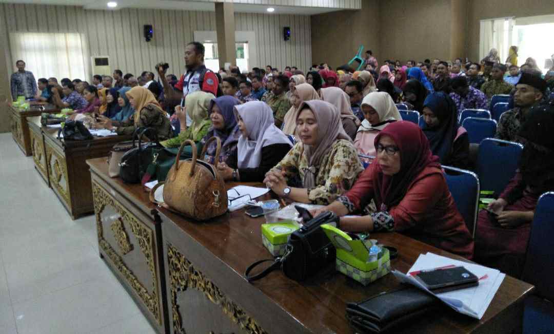 Kepsek Merangin saat pertemuan