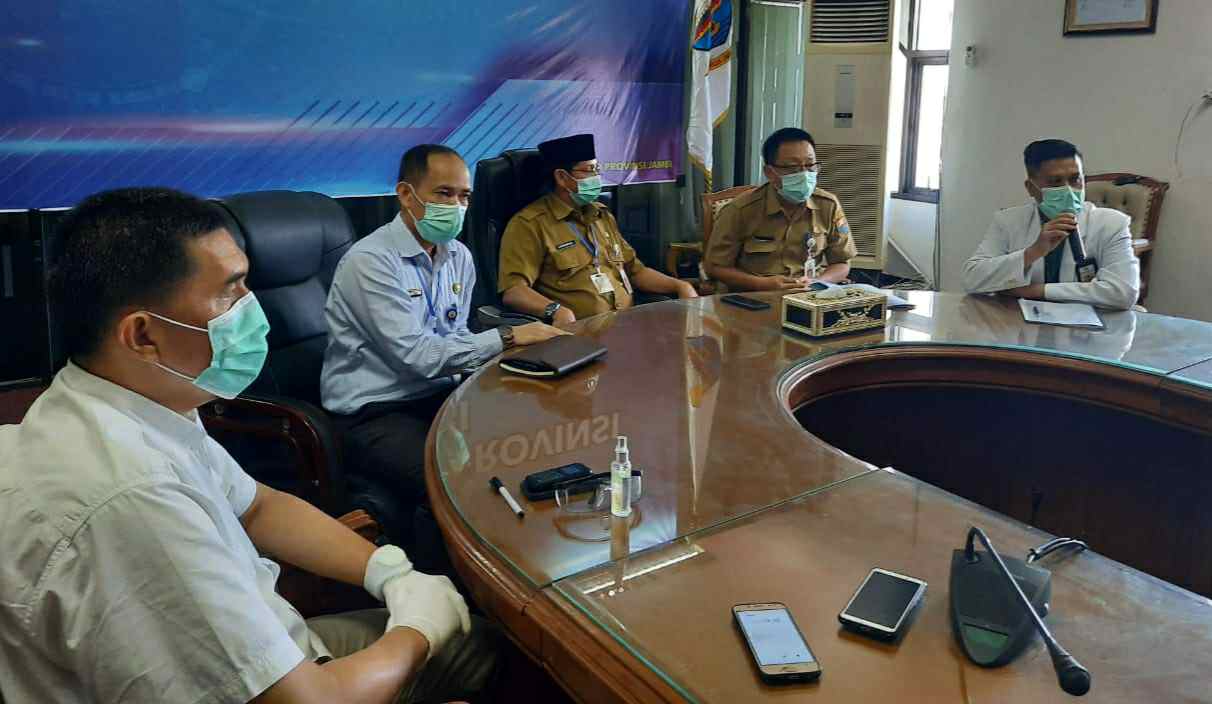 Tim Gugus Tugas Penanganan Covid-19 Provinsi Jambi saat gelar jumpa pers