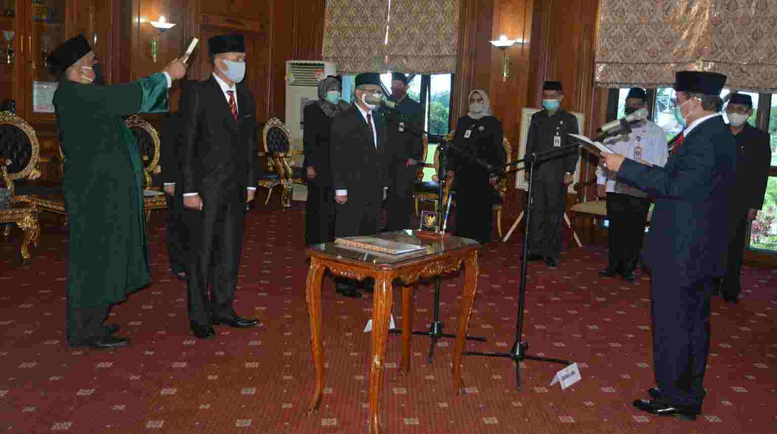 Fachrori saat pelantikan Ketua dan Wakil Ketua Baznas Provinsi Jambi Periode 2020-2025