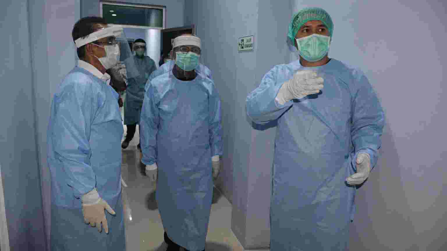 Fachrori Umar saat kesiapan tempat uji swab di BPOM Jambi