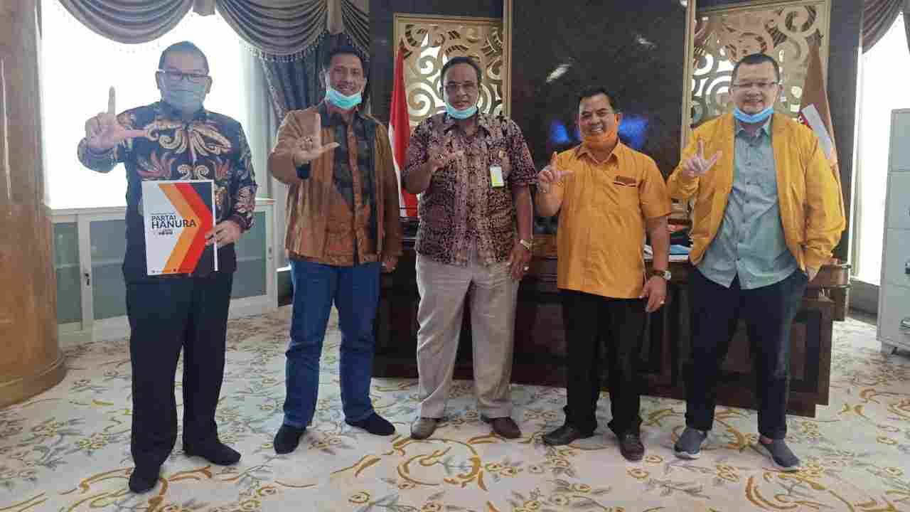 Surat tugas Partai Hanura yang langsung diterima Tim Fachrori Umar