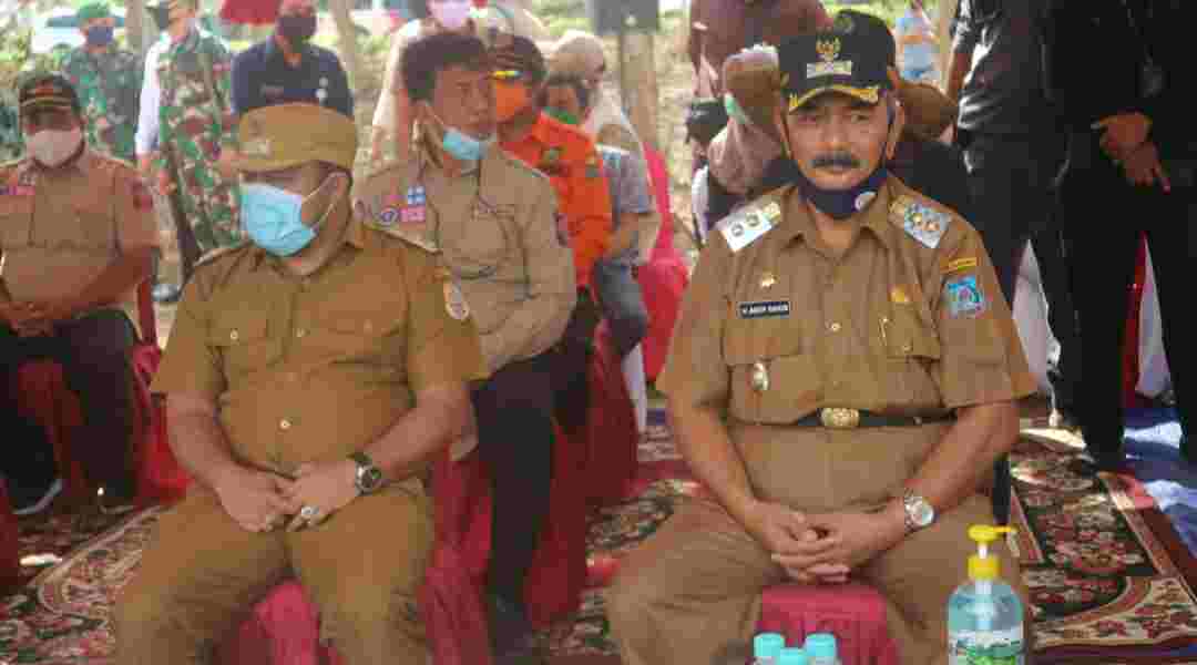 Wabup Tanjab Barat, Amir Sakib (kanan)