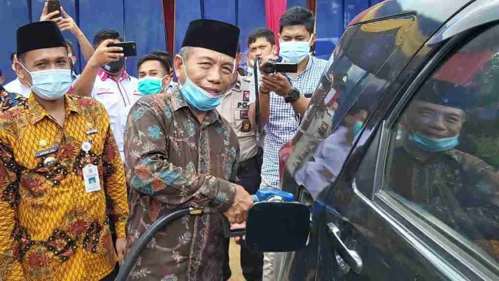 Wabup Mashuri saat resmikan Pertashop