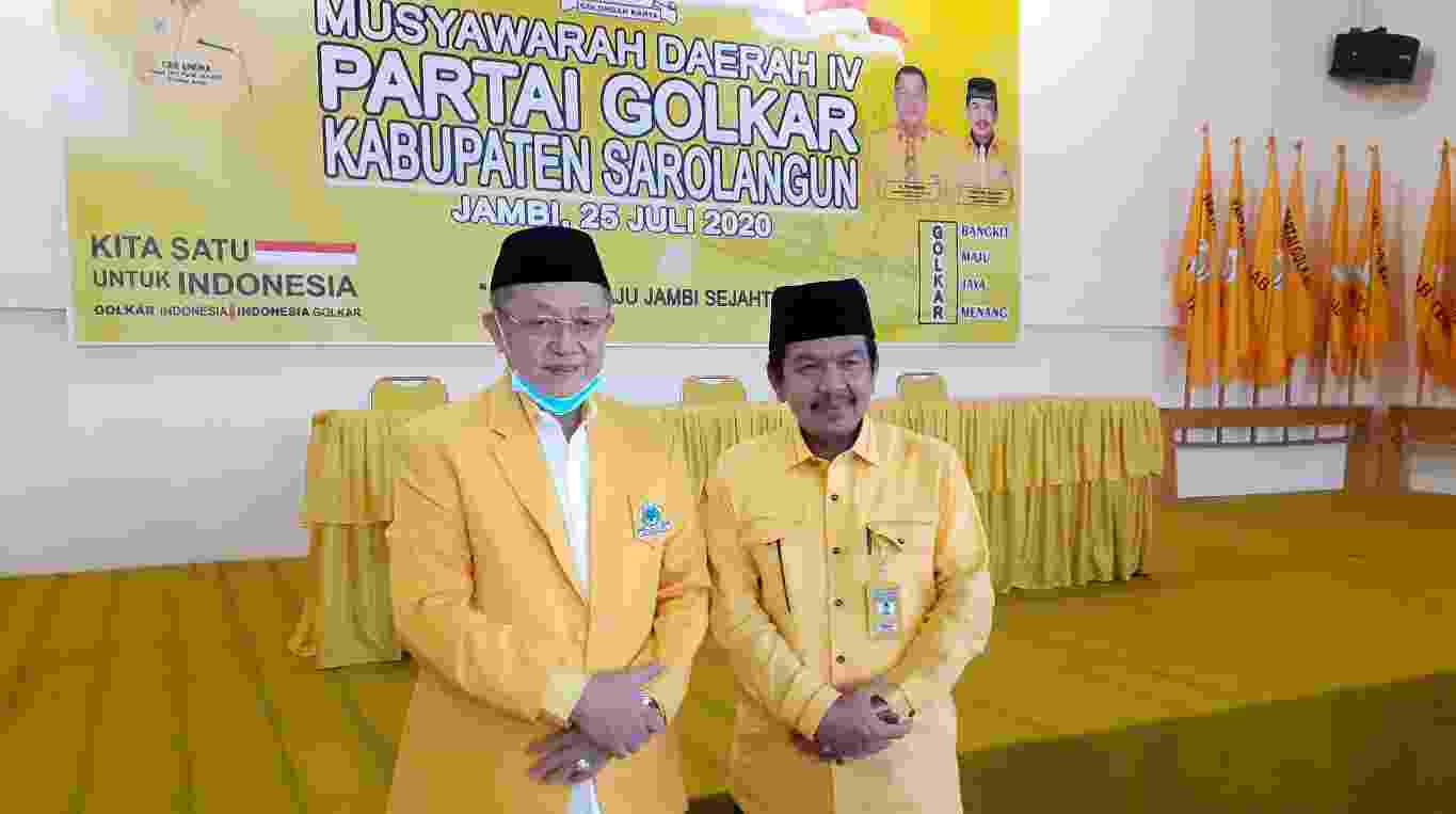 Tantowi Jauhari (kanan) dan Ketua DPD I Golkar Jambi, Cek Endra 
