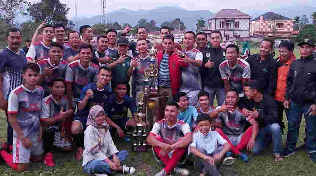 Al Haris saat penutupan turnamen sepakbola Merpati Cup VII Tahun 2020 di Desa Hiang Lestari