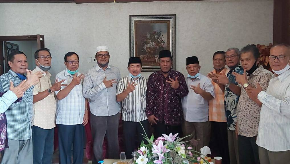 Abdullah Hich bersama Al Haris, Abdullah Sani, Madel dam tim pemenangan