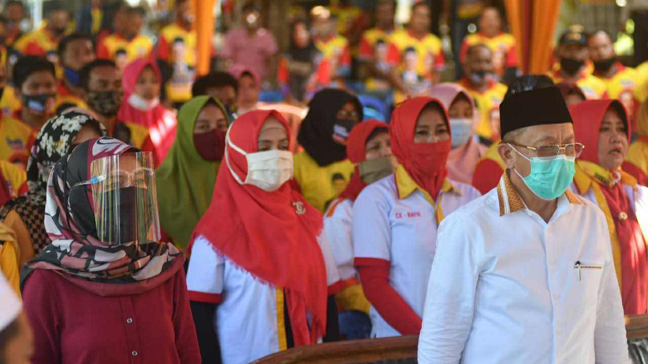 CE-Ratu saat lantik tim pemenangan Kumpeh Ulu, Kumpeh Ilir dan Taman Rajo