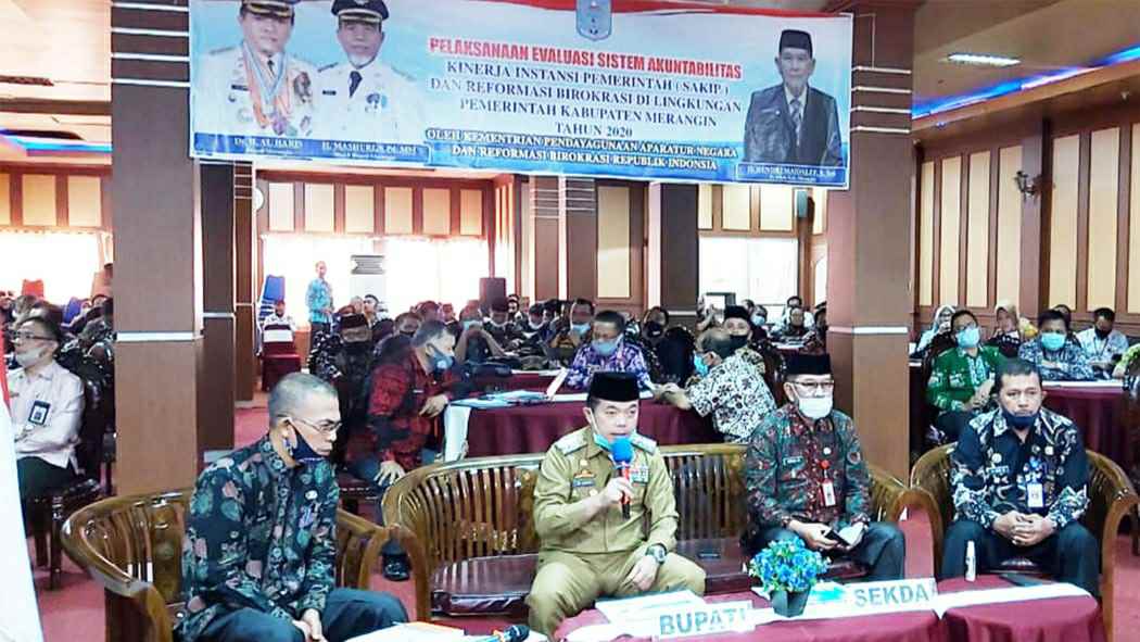 Al Haris saat memaparkan SAKIP