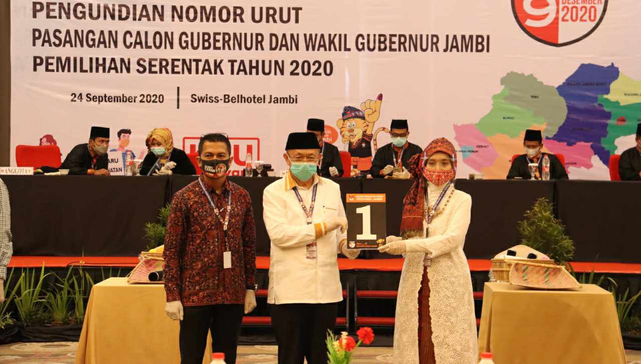 Cek Endra-Ratu Munawaroh