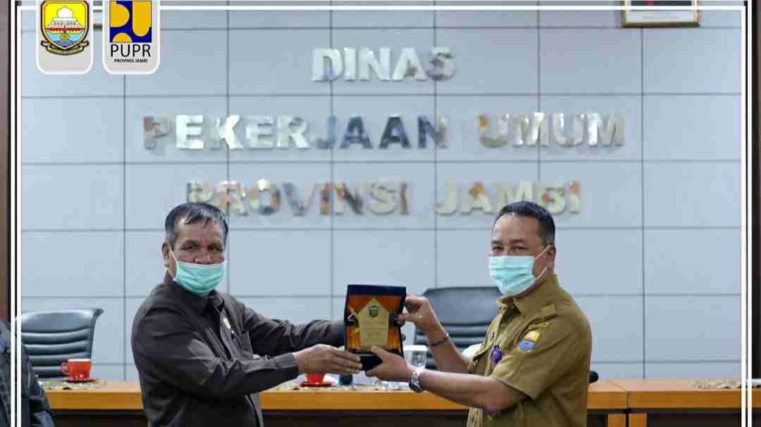 Kabid Cipta Karya bersama Komisi III DPRD Sungai Penuh