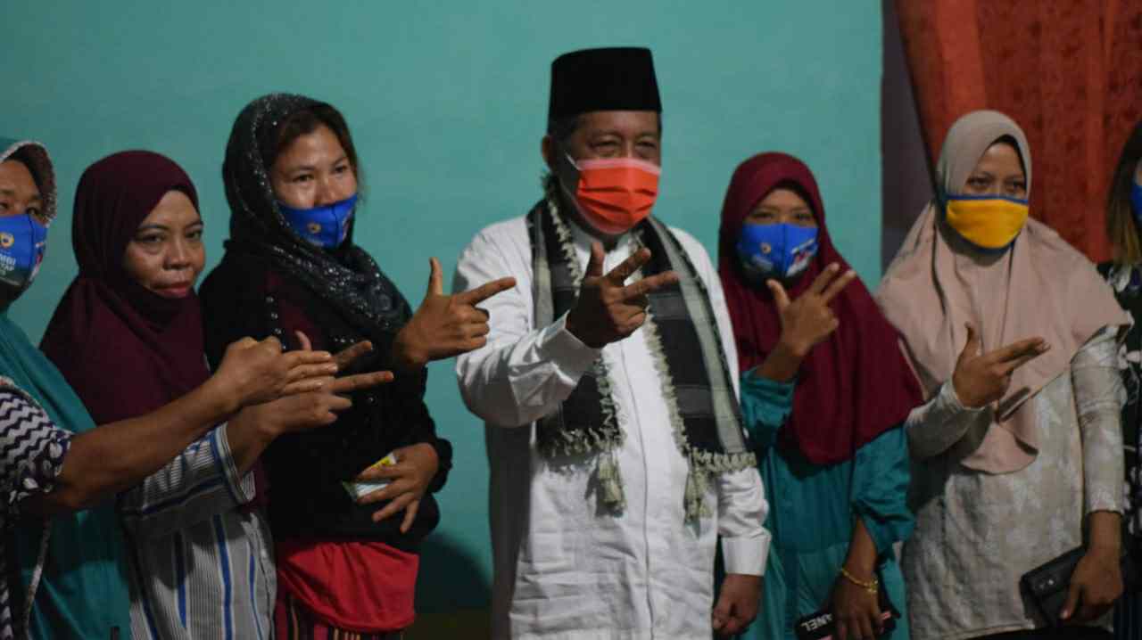 Abdullah Sani saat silautrahmi dengan masyarakat Pemayung
