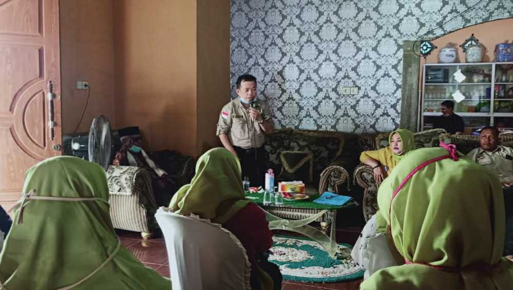 Al Haris bersama Tim Perempuan Pendukung Haris-Sani Muaro Jambi