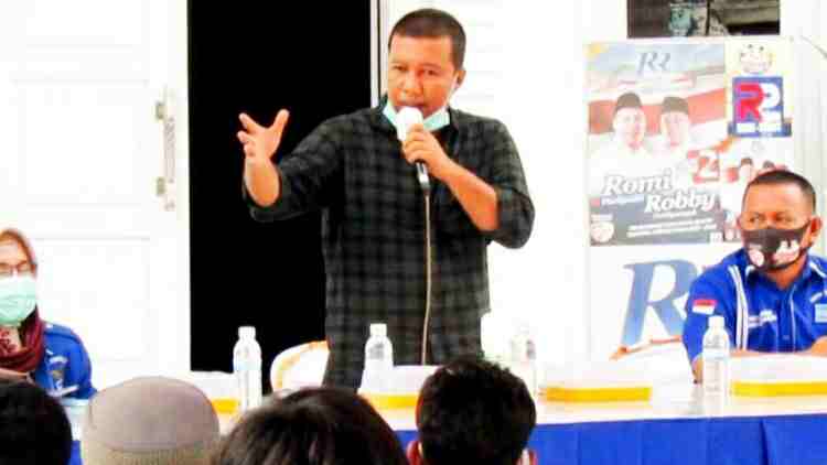 Romi Hariyanto bersama DPC Demokrat Tanjab Timur