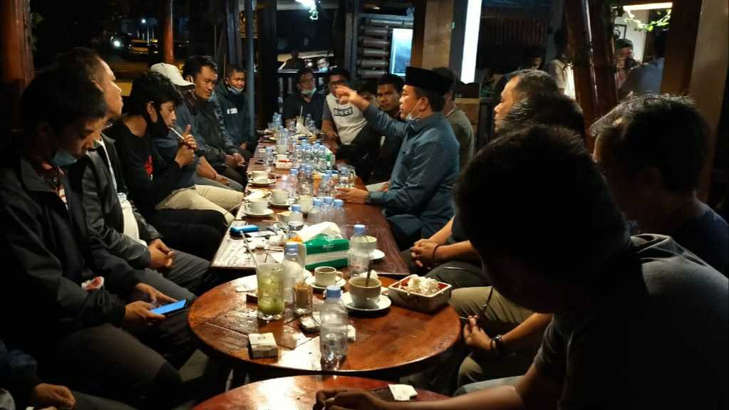 Al Haris saat ngopi bareng media di Kerinci