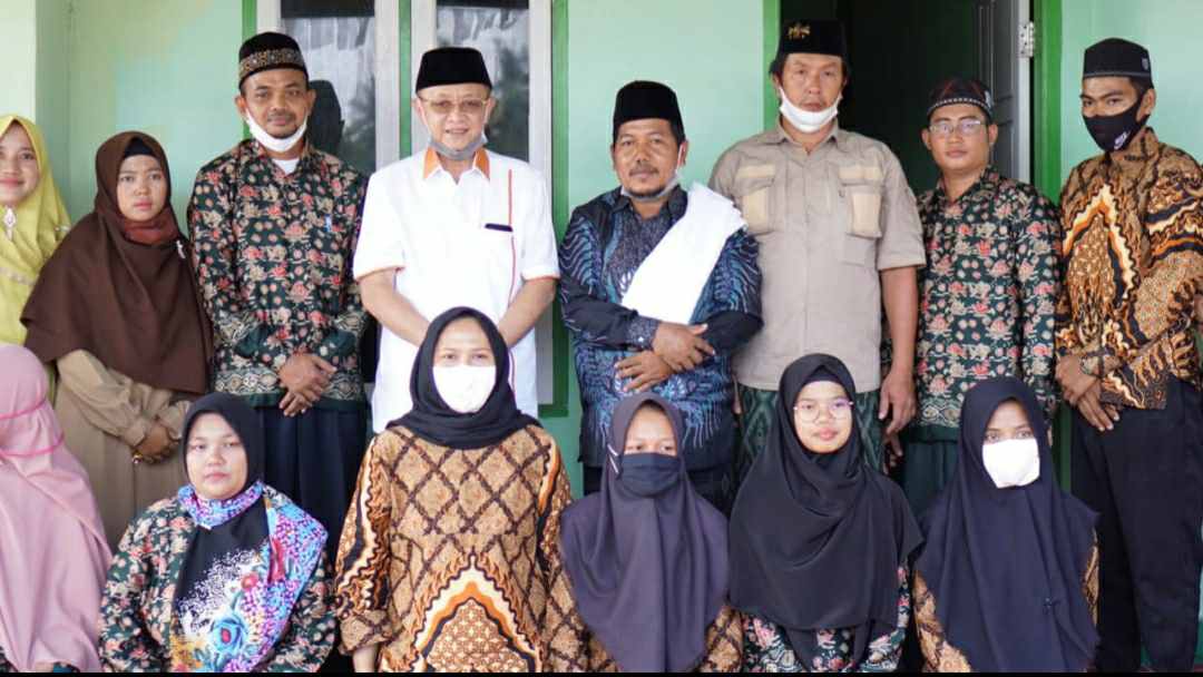 Cek Endra saat silaturahmi di Ponpes Miftahul Najah