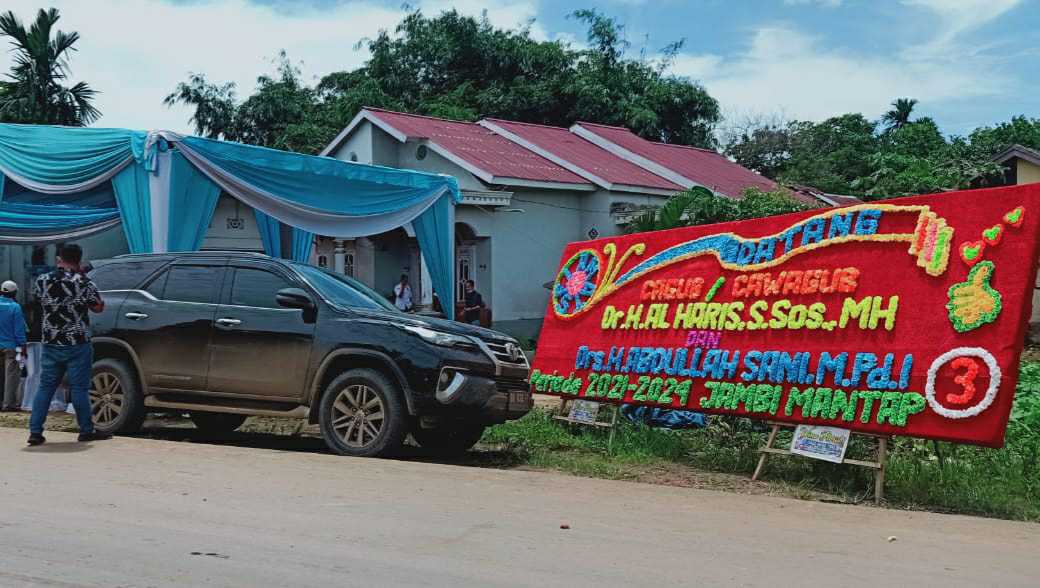 Sambutan papan bunga selamat datang Cagub Jambi, Al Haris