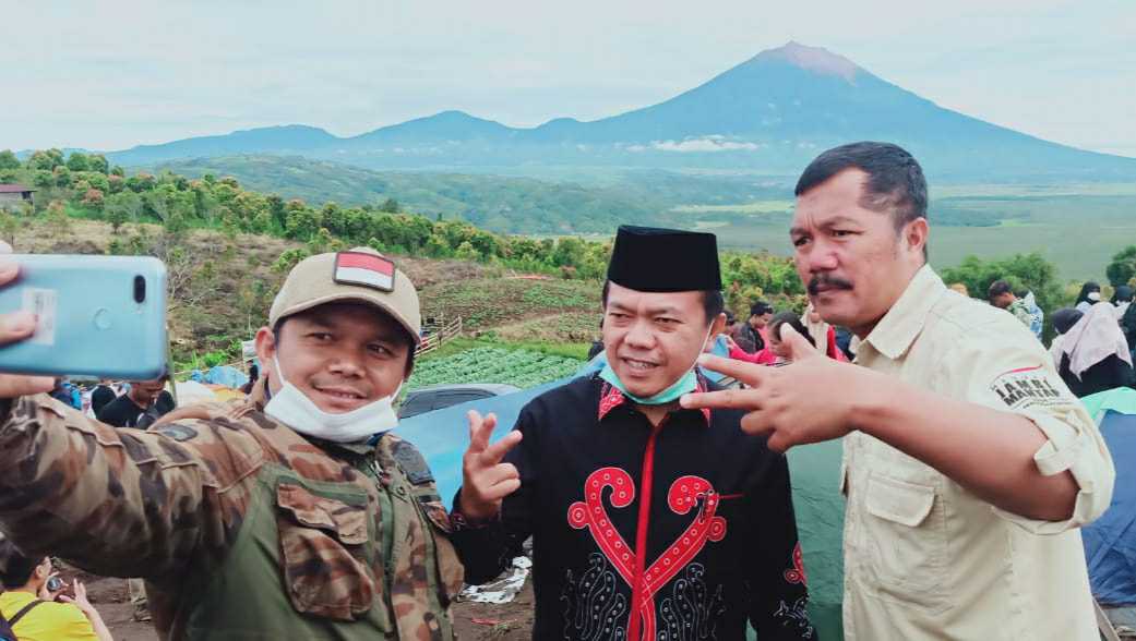 Al Haris saat kunjungi Perkemahan Tirai Embun Kayu Aro