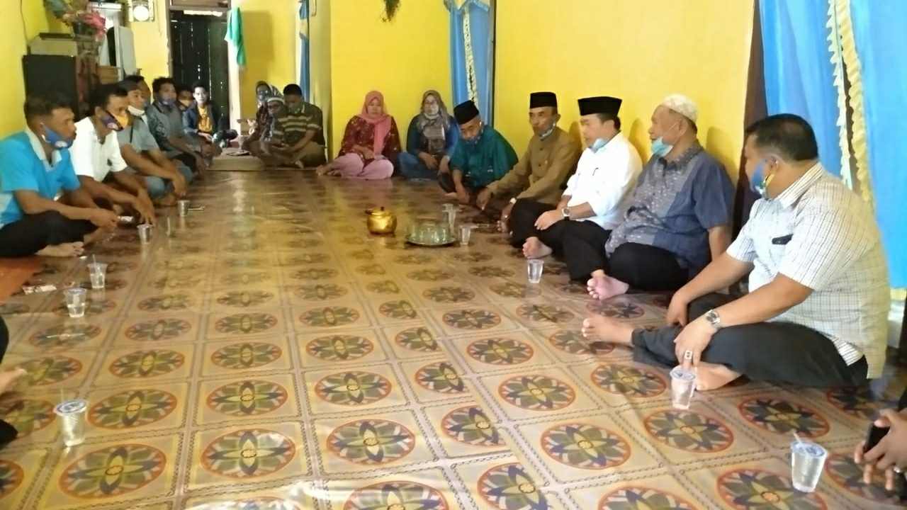Al Haris saat silaturahmi dengan warga Kecamatan Pemayung, Batanghari
