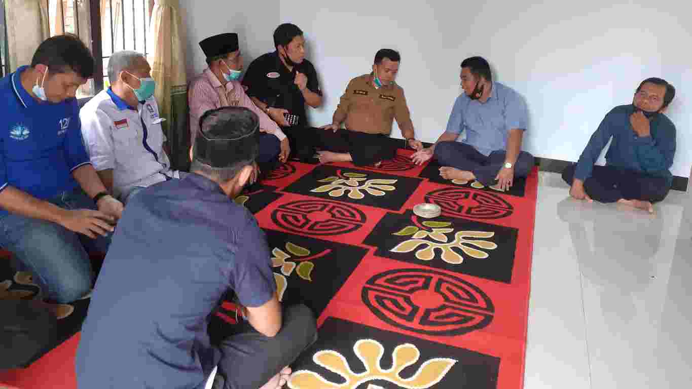 Al Haris saat silaturahmi di kediaman Pak Ndang