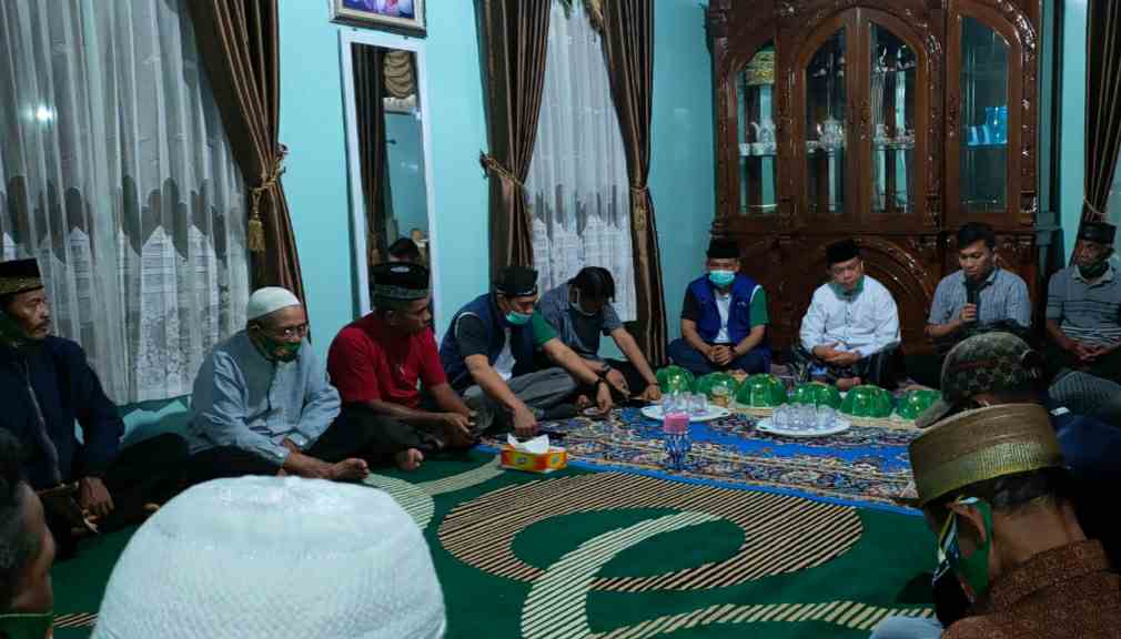 Al Haris saat silaturahmi dengan warga Kecamatan Sadu, Tanjab Timur