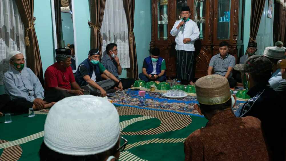 Al Haris saat silaturahmi dengan warga Kecamatan Sadu