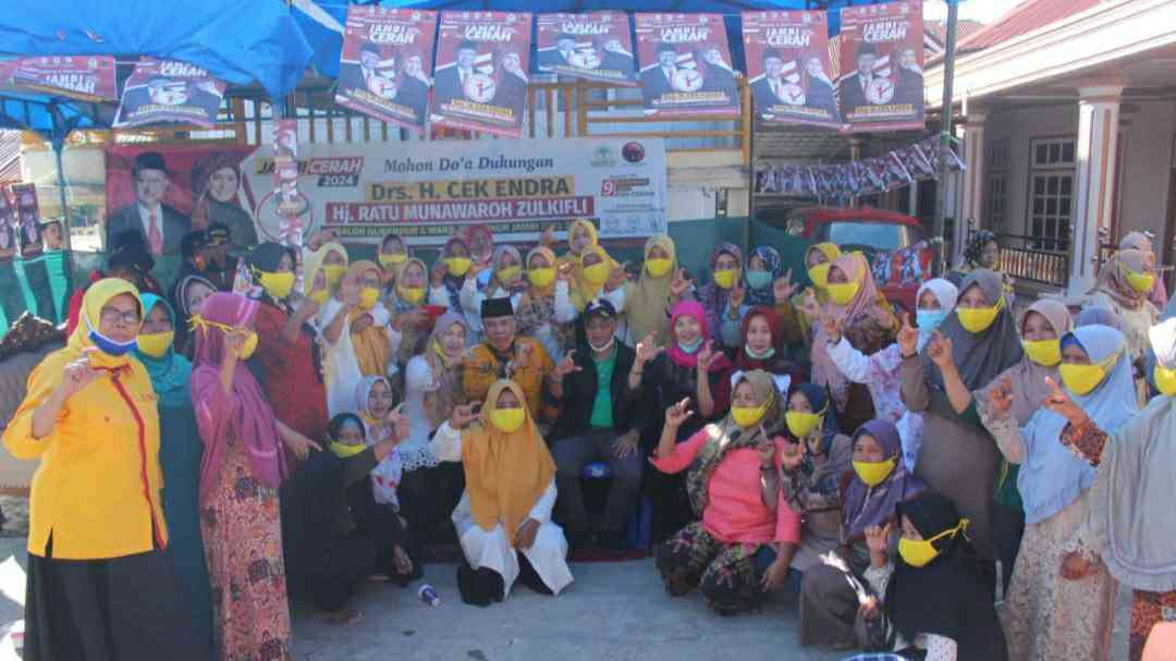Cik Marleni dan Cek Ernalia saat sosialisasi CE-Ratu di Kerinci