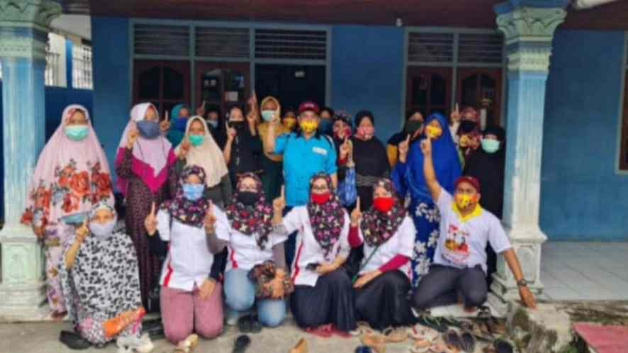 Emak-emak Tambak Sari dan Jelutung saat nyatakan dukungan ke CE-Ratu