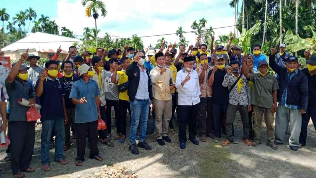 Cek Endra saat silaturahmi dengan warga Senyerang 