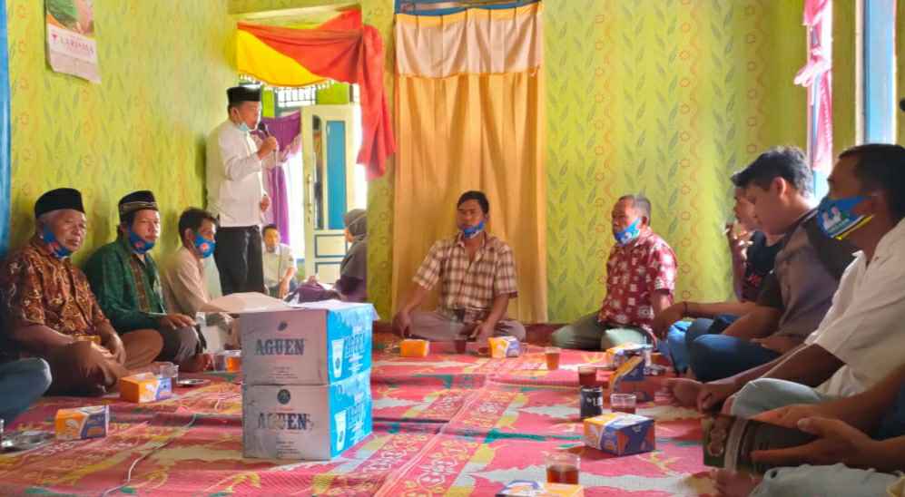 Al Haris saat silaturahmi dengan warga Bangun Seranten, Muara Tabir, Tebo