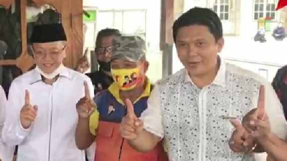 Kms Alfarizi dan Cek Endra