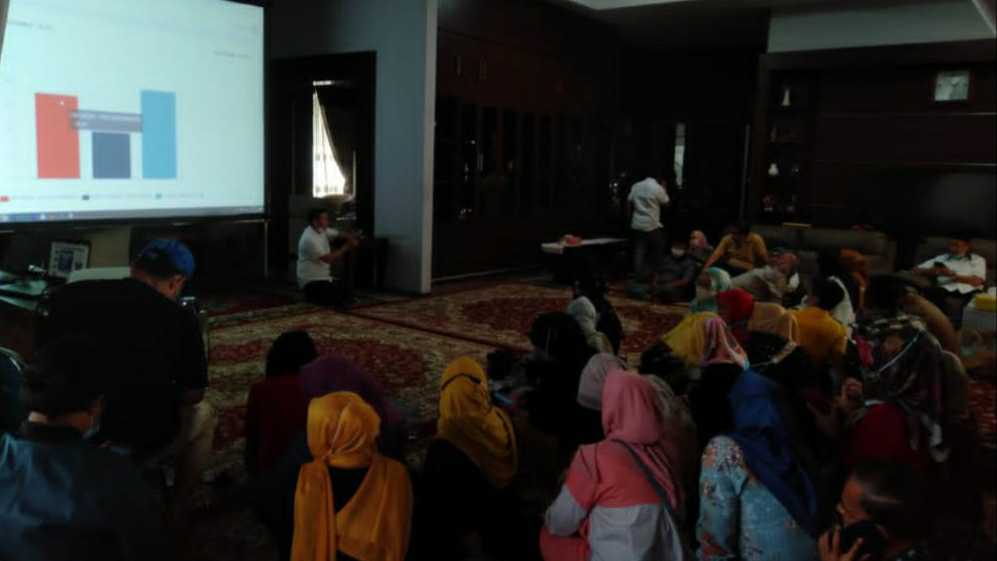 Perhitiungan cepat Pilgub Jambi di kediaman Cek Endra