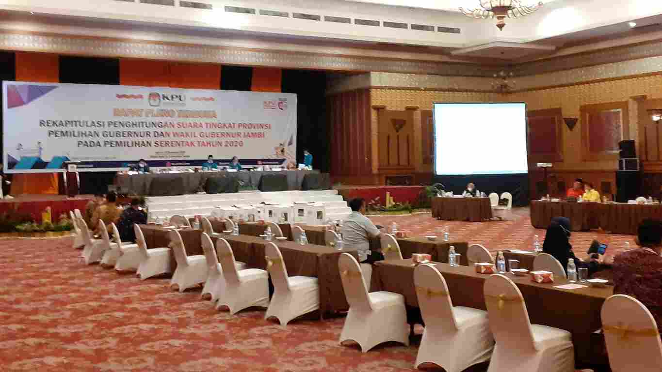 Suasana pleno Provinsi Jambi