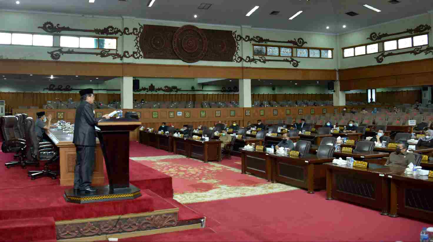 Fachrori saat hadiri Paripurna DPRD Provinsi Jambi
