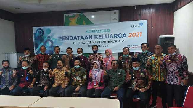 Pj Sekda Kerinci saat membuka pendataan keluarga 2021