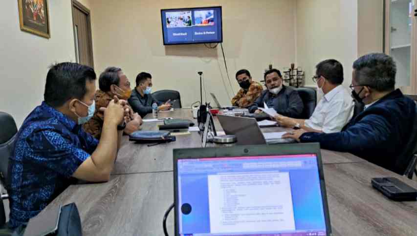 Al Haris bersama Tim Advokasi Al Haris-Sani 