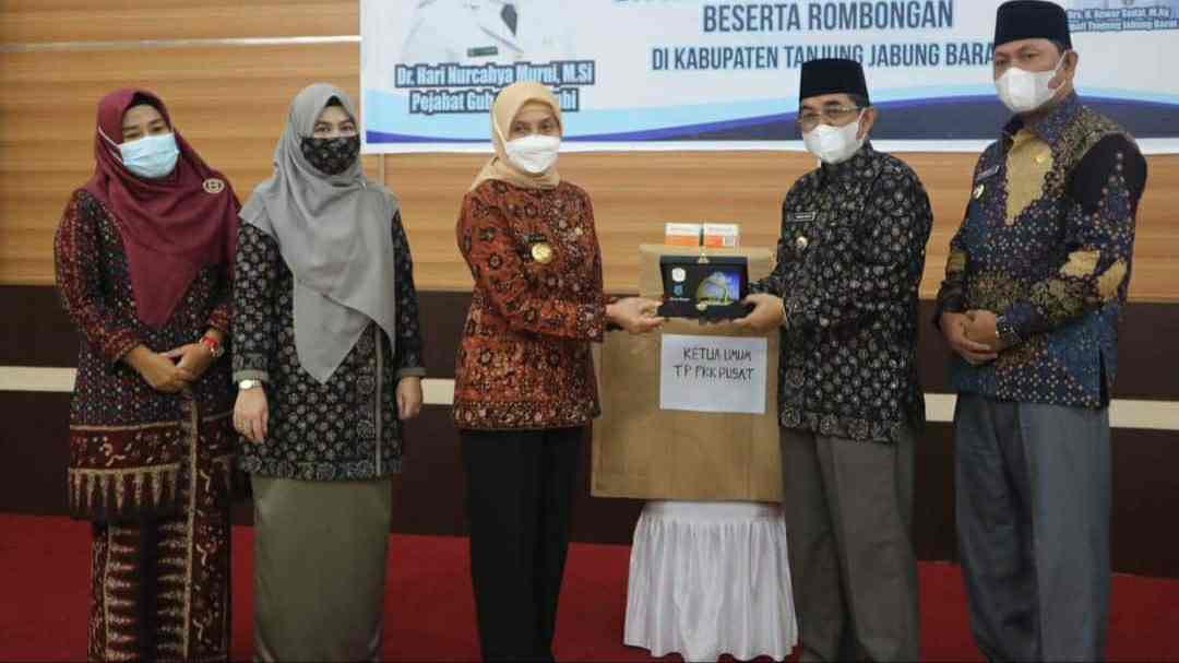 Anwar Sadat dan Hairan saat sambut kunjungan kerja Pj Gubernur Jambi