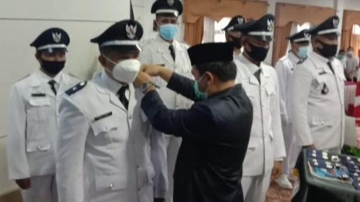 Al Haris saat melantik Kades beberapa waktu lalu