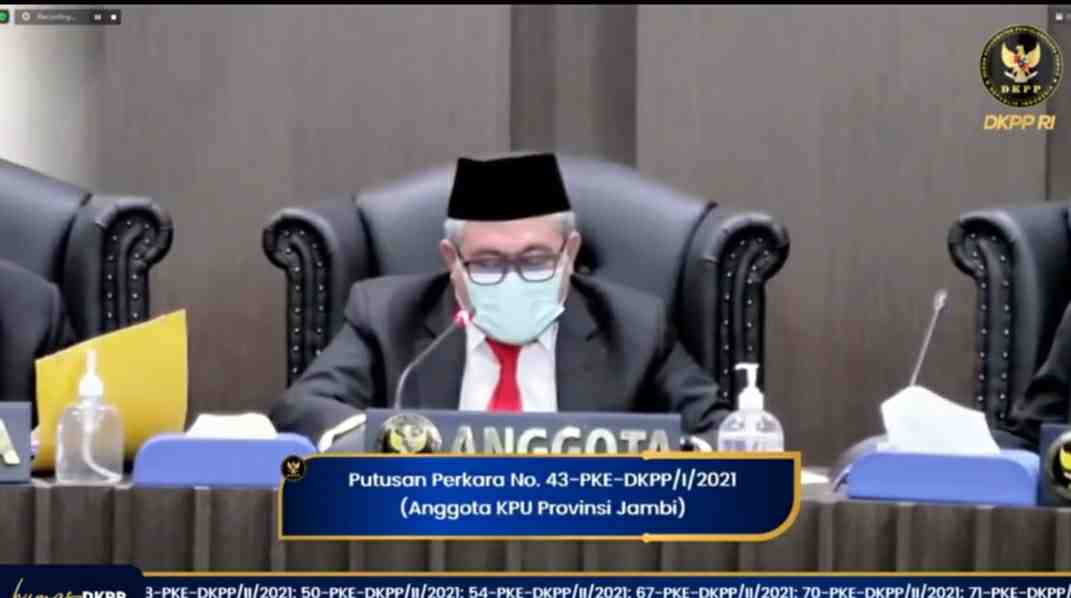 Sidang pembcaan putusan M. Sanusi oleh DKPP RI