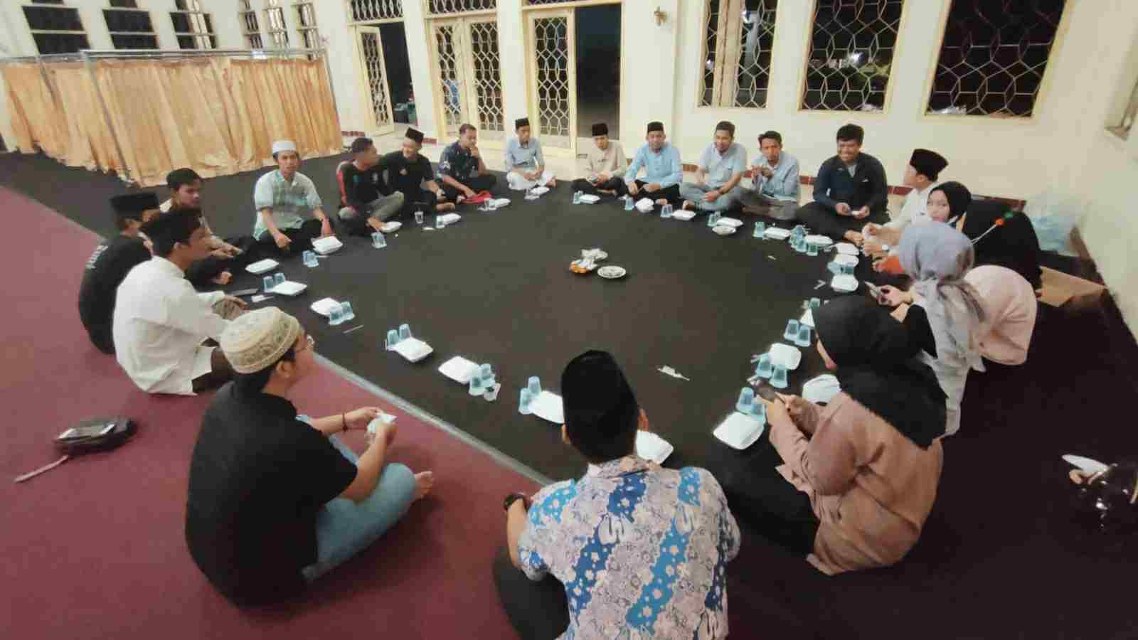 Buka bersama PMII rayon FEBI UIN STS Jambi 