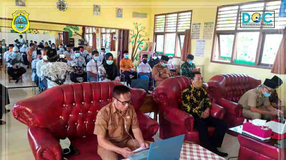 Sekda Sapril saat hadiri peluncuran sekolah merdeka belajar