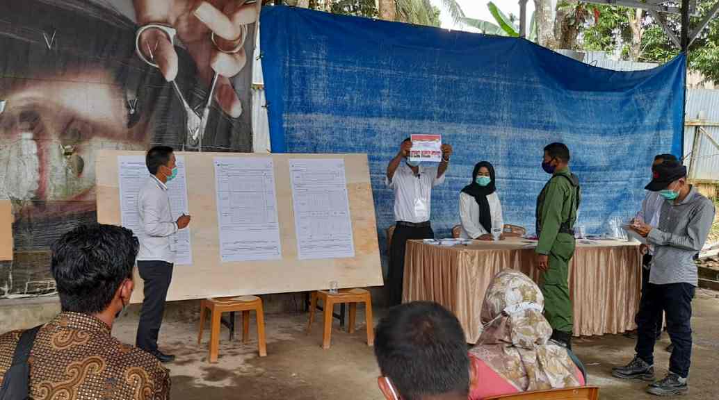 Perhitungan suara TPS 16 Desa Mendalo Darat 
